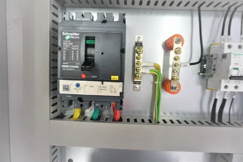 Outdoor Power Distribution Cab - огляд і ціна Outdoor Power Distribution Board